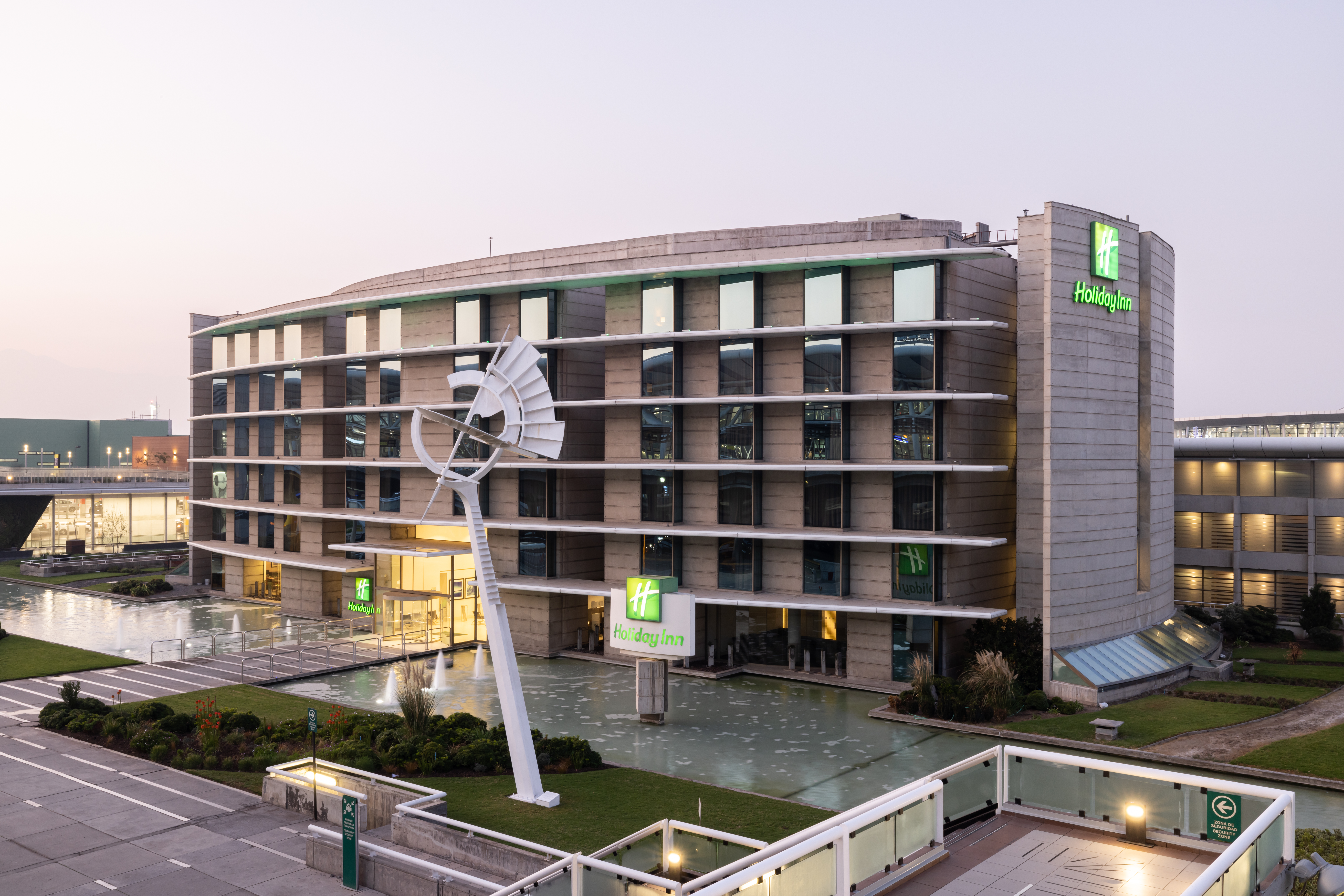 Holiday Inn Aeropuerto